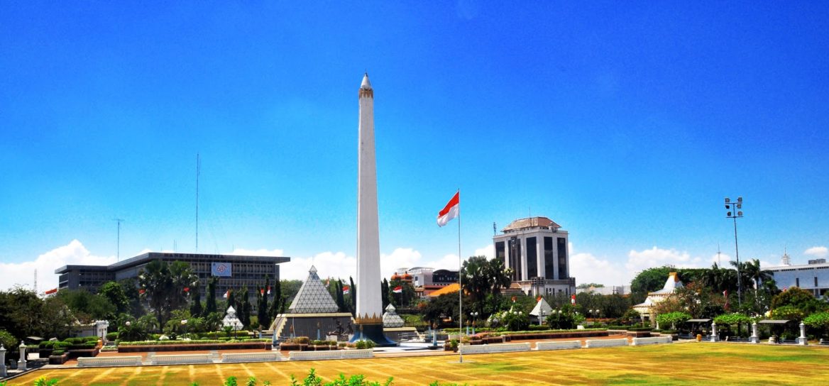 tugupahlawan-surabaya