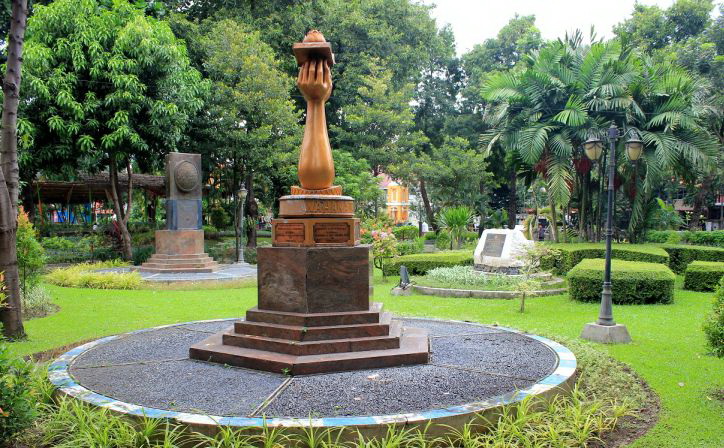 Taman Prestasi Surabaya yang Mempesona