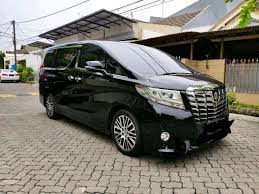 sewa mobil alphard murah Surabaya