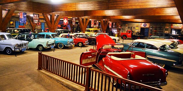 Daftar Harga Rental Mobil Di Surabaya