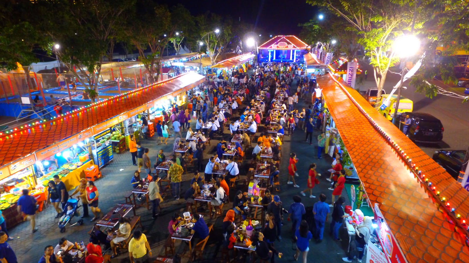 pasar malam hari isnin