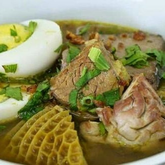 Rental Mobil Surabaya ke Soto Wawan Khas Madura