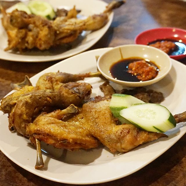 Sewa Mobil Surabaya ke Ayam Goreng Gringging Lombok
