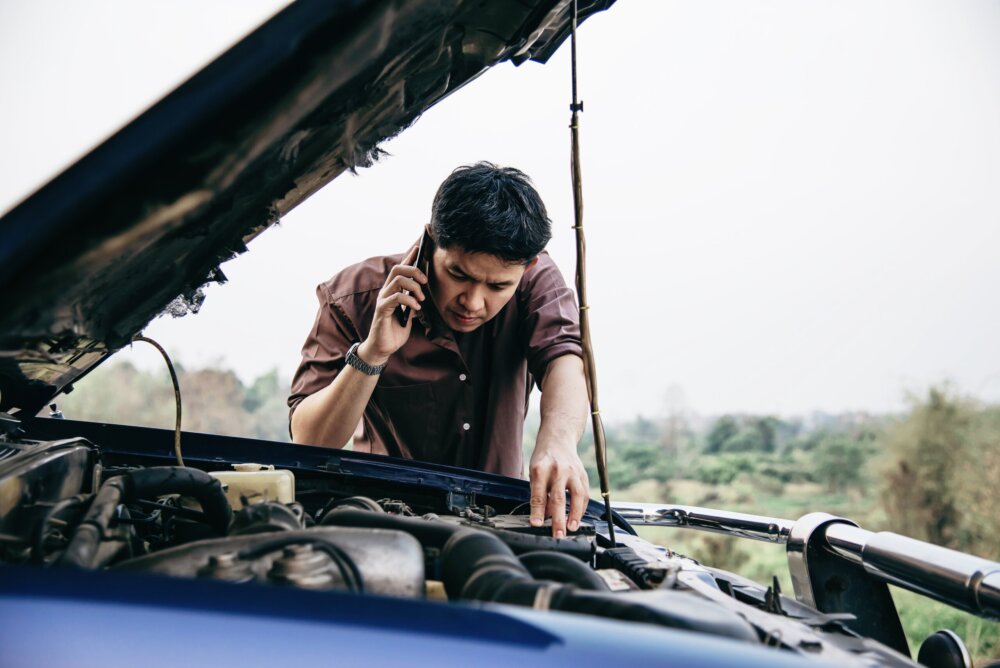 mobil mogok di jalan