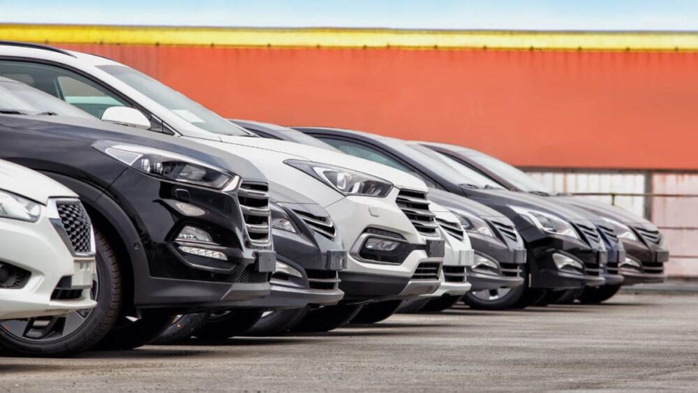 membeli mobil bekas