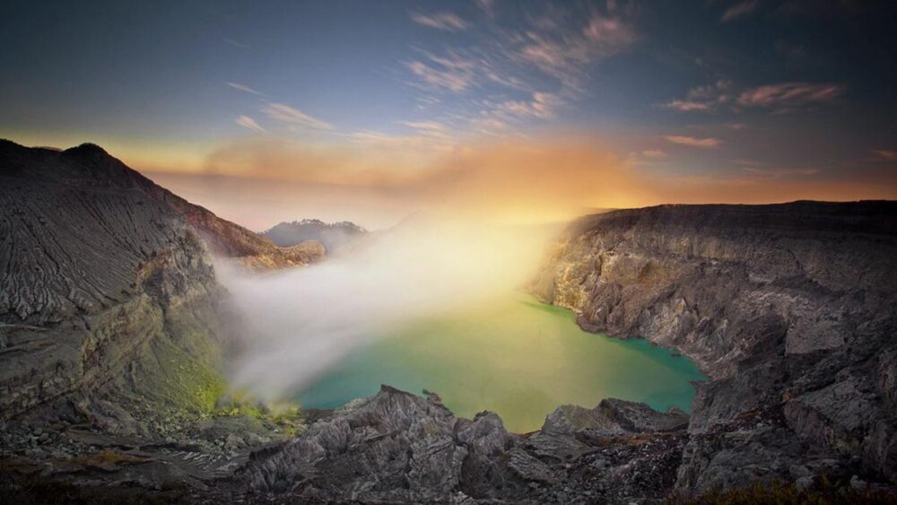 sunrise di jawa timur