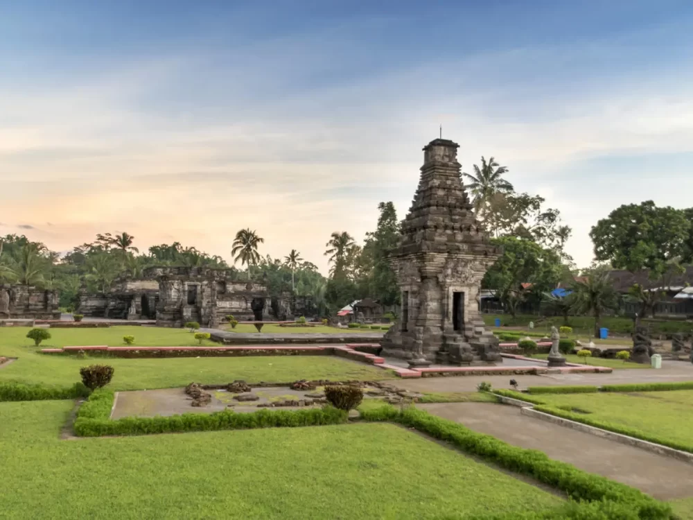 wisata sejarah di jawa timur