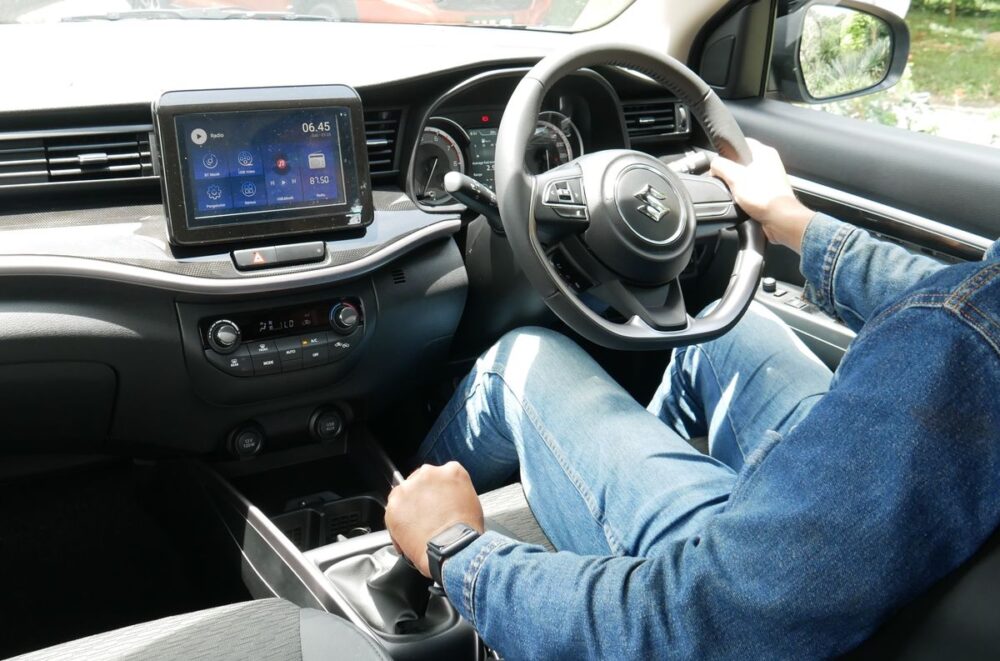 sewa mobil untuk keperluan bisnis