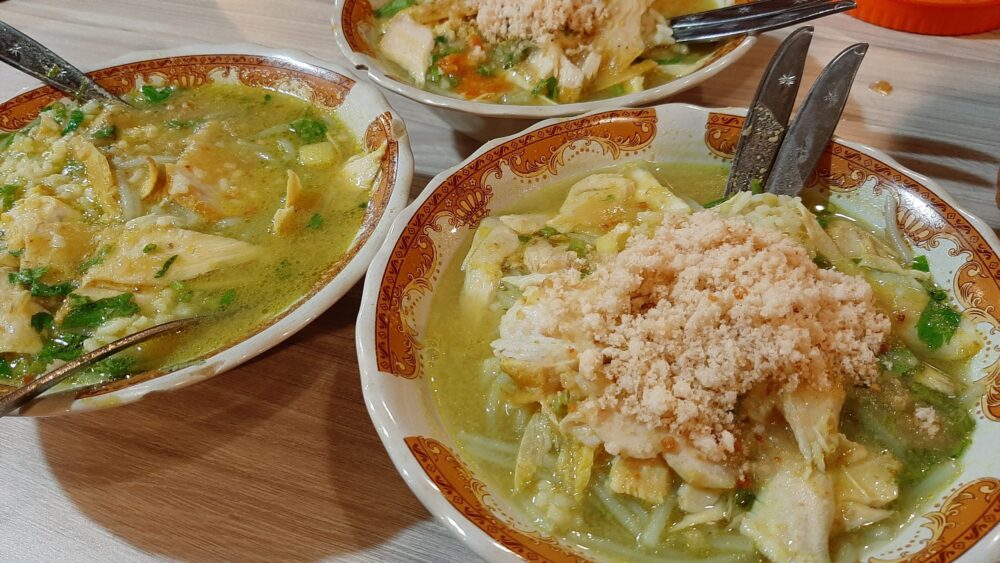 soto legendaris surabaya