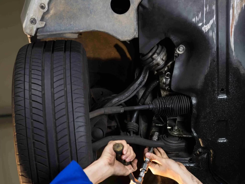 perawatan shockbreaker mobil