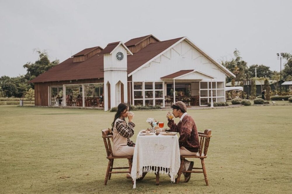 cafe kekinian surabaya